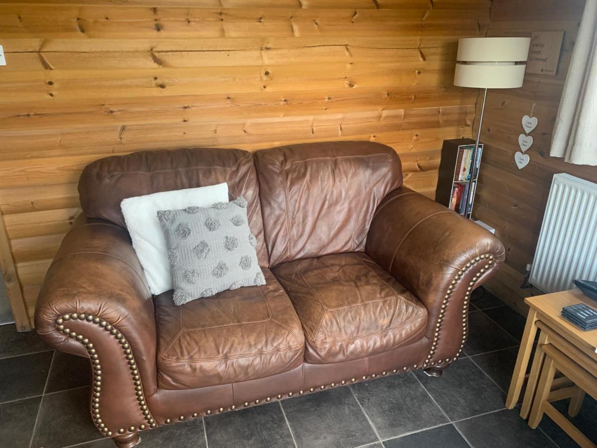 Swansea Log Cabin Pontardawe 외부 사진