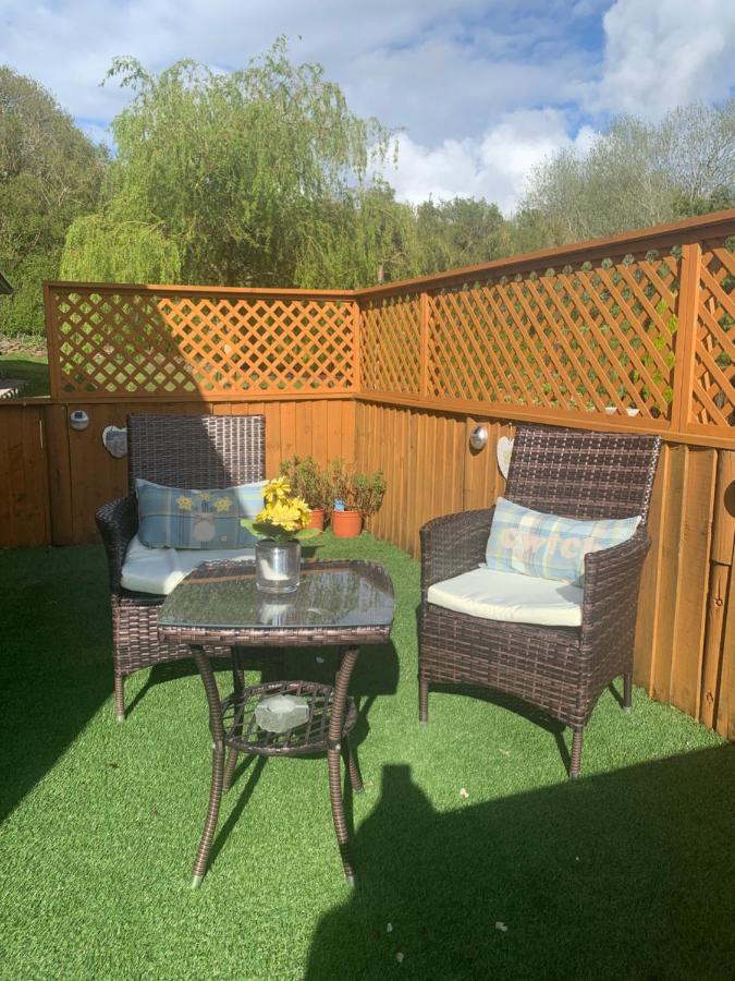 Swansea Log Cabin Pontardawe 외부 사진