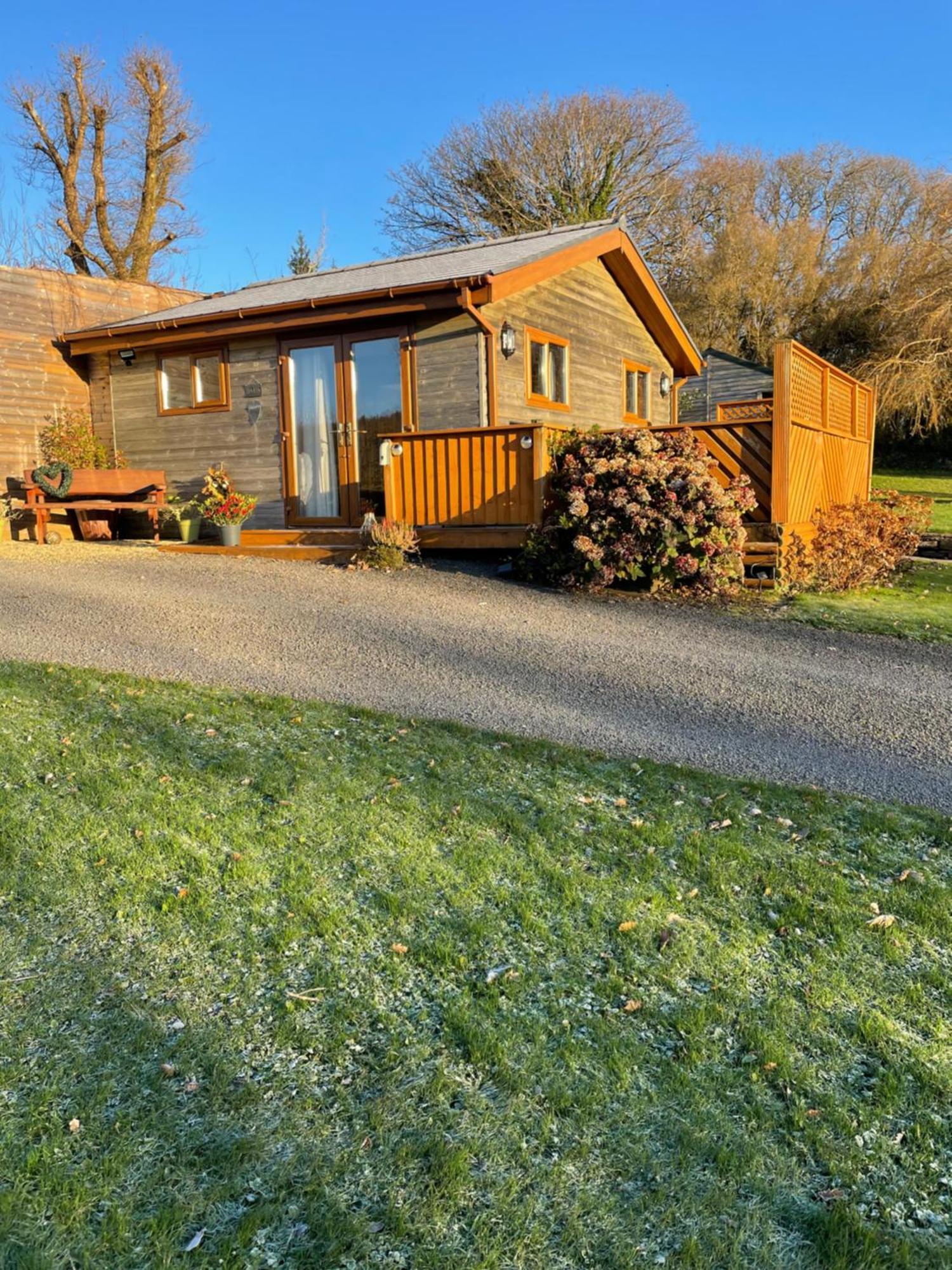 Swansea Log Cabin Pontardawe 외부 사진